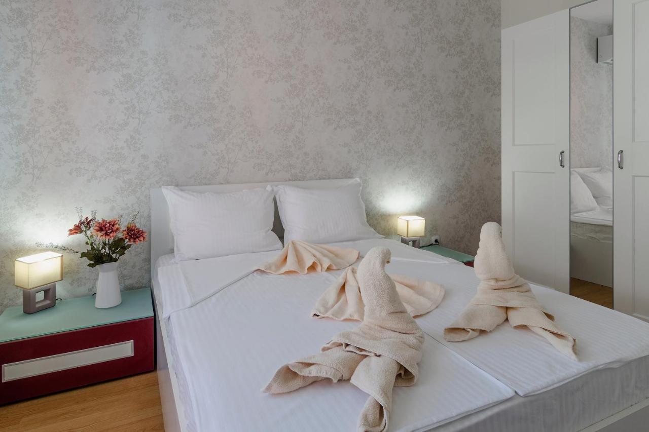 Апартаменти Ивайло / Ivaylo Apartments Burgas ภายนอก รูปภาพ