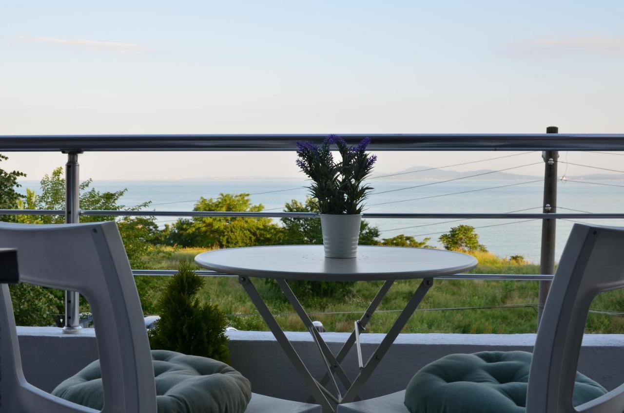 Апартаменти Ивайло / Ivaylo Apartments Burgas ภายนอก รูปภาพ