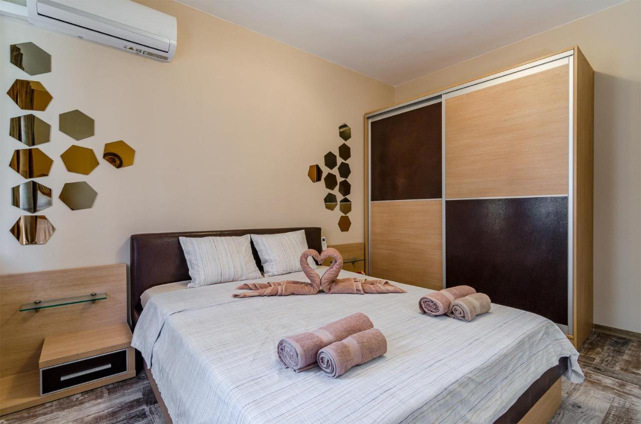 Апартаменти Ивайло / Ivaylo Apartments Burgas ภายนอก รูปภาพ